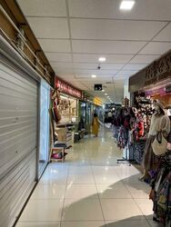 Holland Road Shopping Centre (D10), Retail #564738161